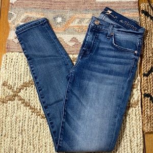 7 For All Mankind Skinny womens jeans. Size 25. Gently worn